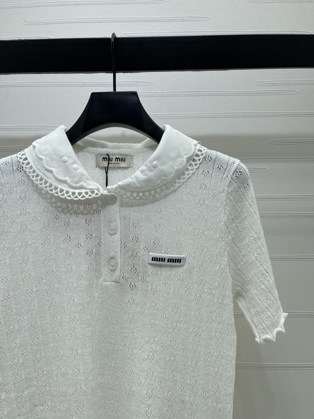 Women's short sleeves